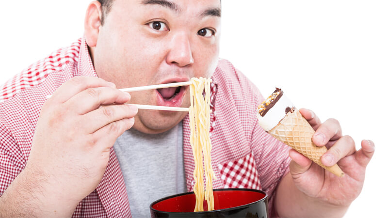 暴飲暴食イメージ