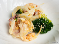 ブロッコリーとエビのマヨネーズ和え