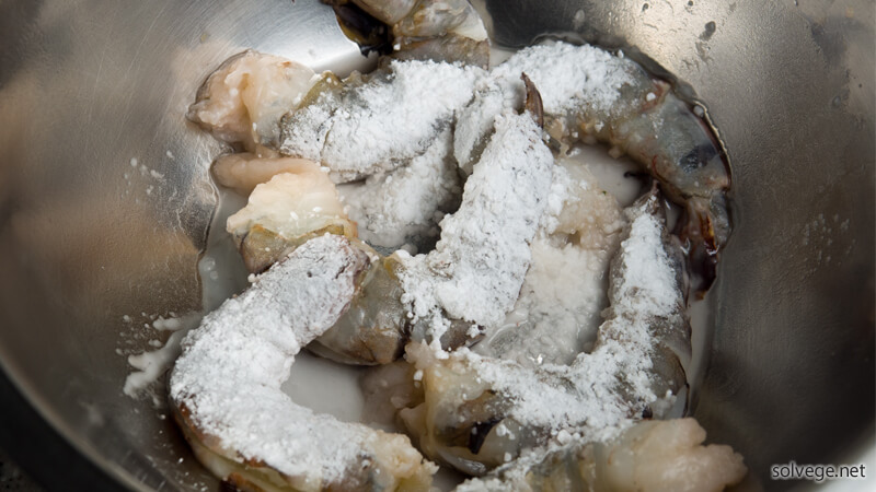 ブロッコリーの下処理イメージ