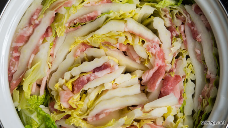 chinese-cabbage-and-pig-plate-stack-pan06.jpg